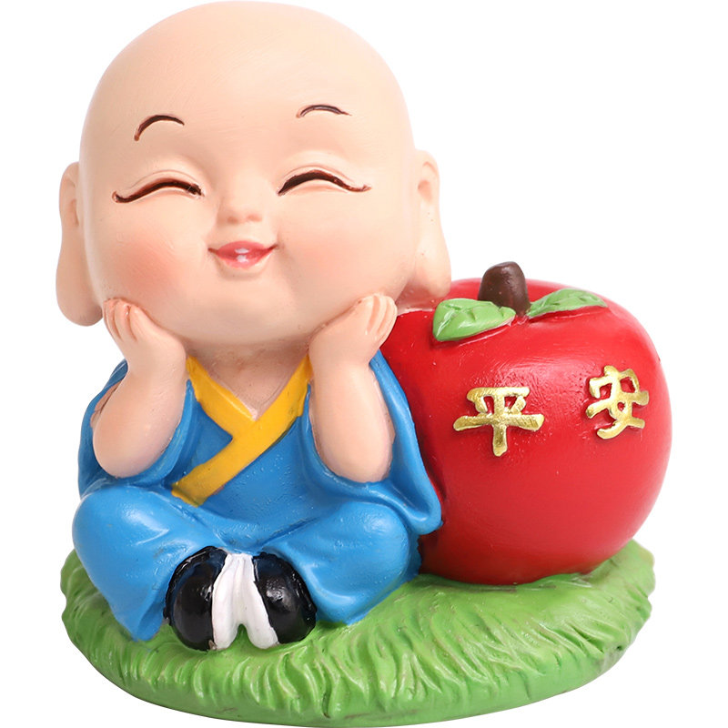 汽车可爱风小和尚一路平安摆件