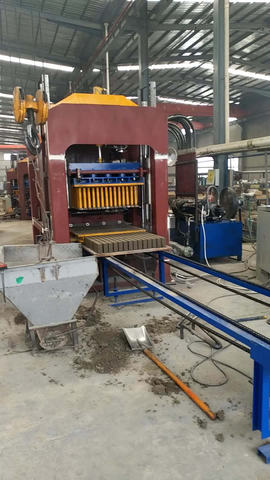 Qt1015 Automatic Hydraulic Press Concrete Cement Interlock Paver Block