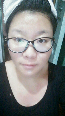 红石榴鲜活透亮面膜