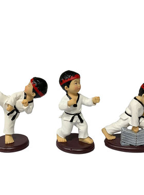 跆拳道武术蛋糕送礼树脂工艺品