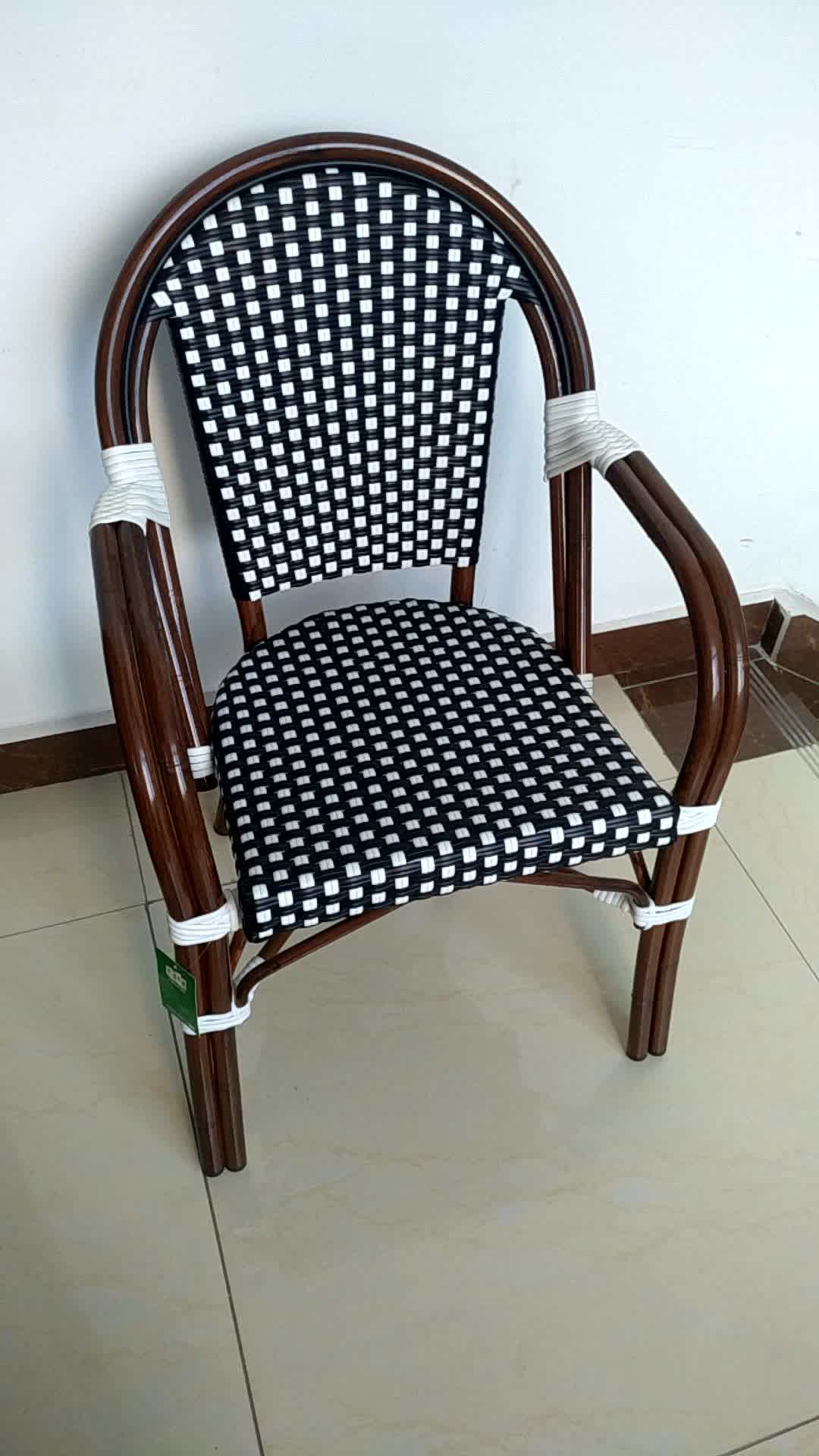 European Restaurant French Bistro Rattan Cafe Arm Chairs (e200779 Arm