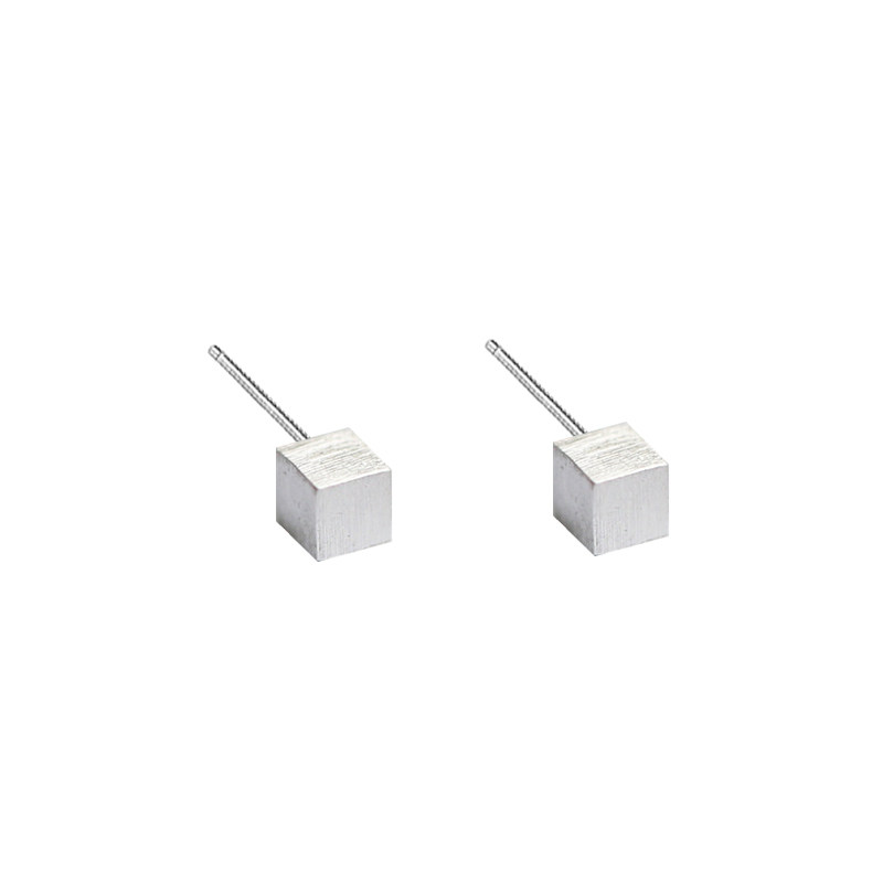 s990睡觉不用学生防过敏个性耳钉