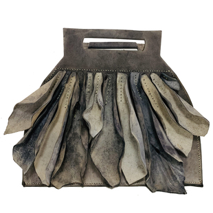 哥特浪漫【生命树】中国设计师 灰色立体艺术手绘 手提包 小众包