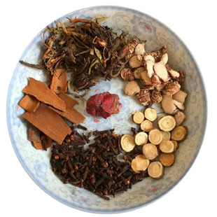 中药材六君子钓鱼料黑坑野钓饵料打窝药酒料新疆五彩阿魏丁香山奈