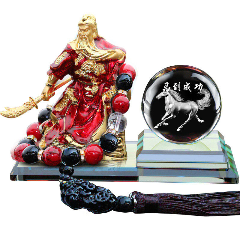 汽车摆件创意关公关二爷香水座带时间钟表车内装饰品个性车载佛男