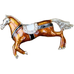 欧洲古风宫廷珐琅滴油镶钻战马奔马胸针厂家直销