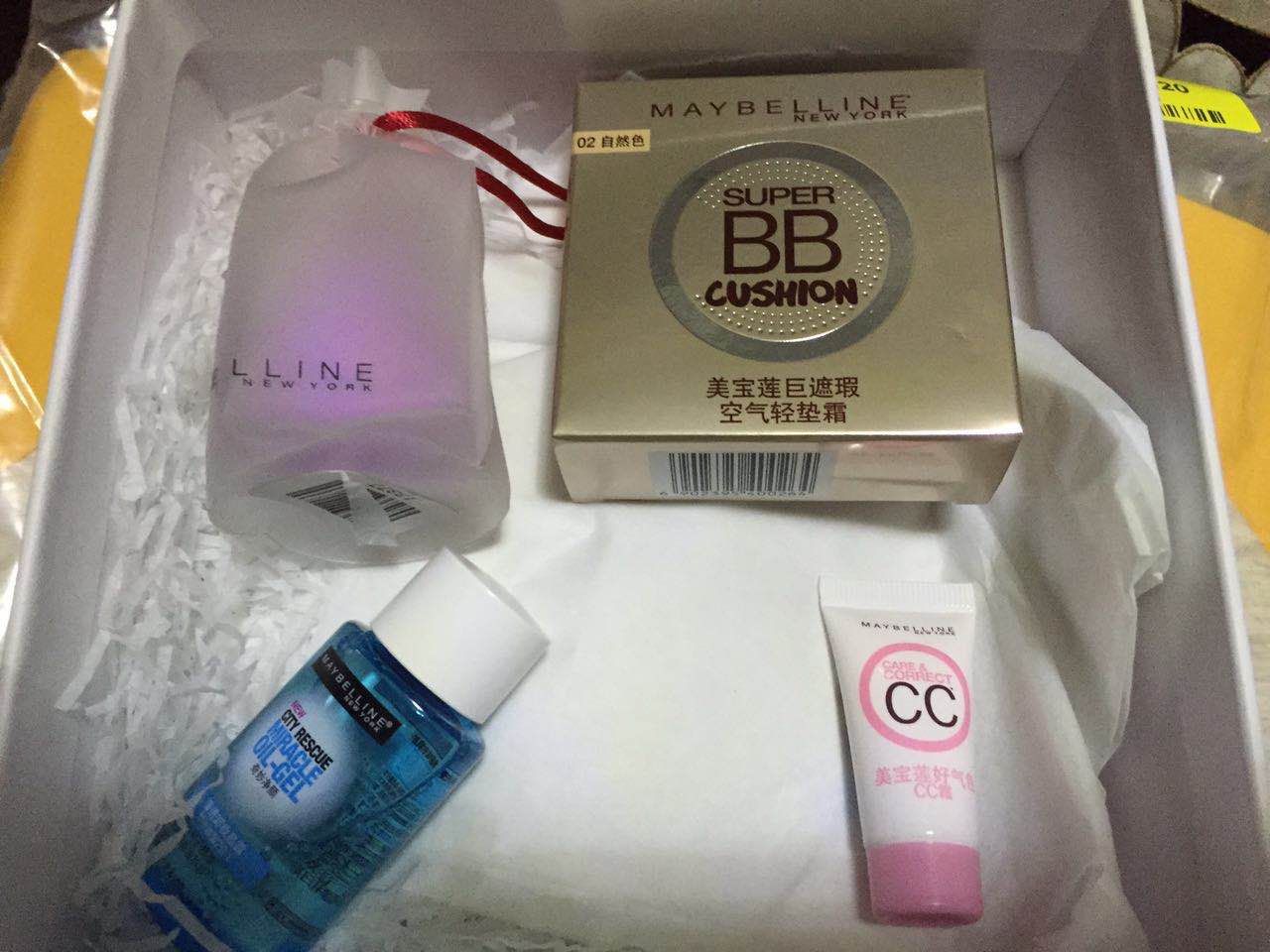 美宝莲巨遮瑕空气轻垫BB霜质量怎么样，哪个好使用后推荐,第2张