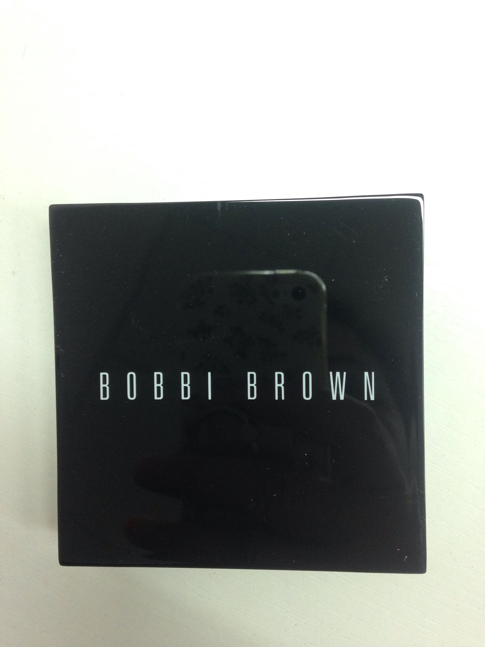 芭比波朗 羽柔蜜粉饼怎么样是哪个国家的牌子，热门产品亲自试验,第2张