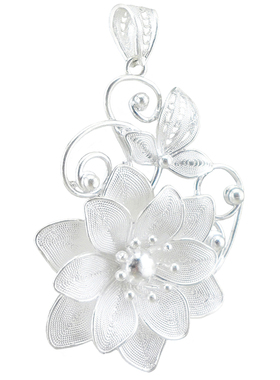 纯银花朵绳子掐丝吊坠送女朋友