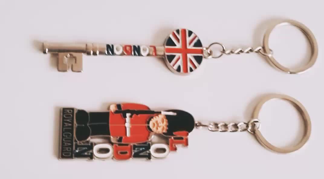 London England Tourism Souvenir Zinc Enamel Flag Tag Keychain Keyring