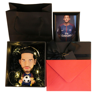 男情人节巴萨内马尔公仔手办创意足球礼物送男朋友世界杯纪念盒