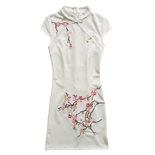 新中式复古直播上镜小个子年轻短款旗袍女技师服修身包臀连衣裙子