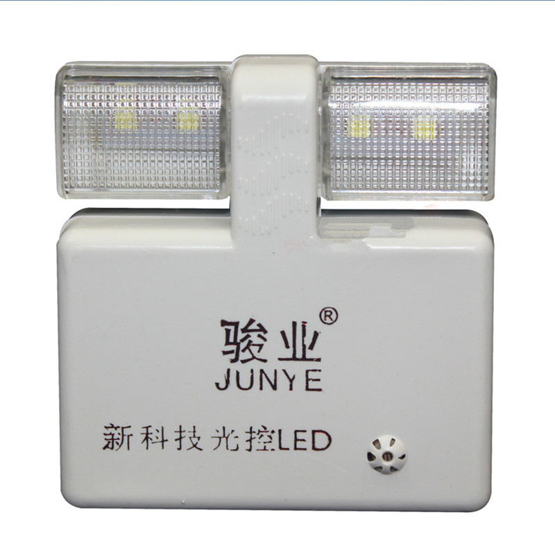 9.9包邮小夜灯led光控感应智能节能灯插电卧室睡眠婴儿喂奶护眼