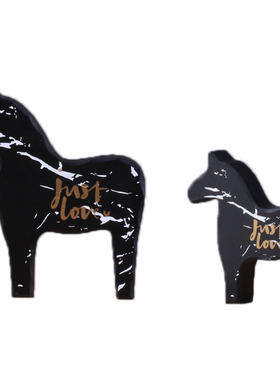 大理石纹瑞典家居客厅达拉木马