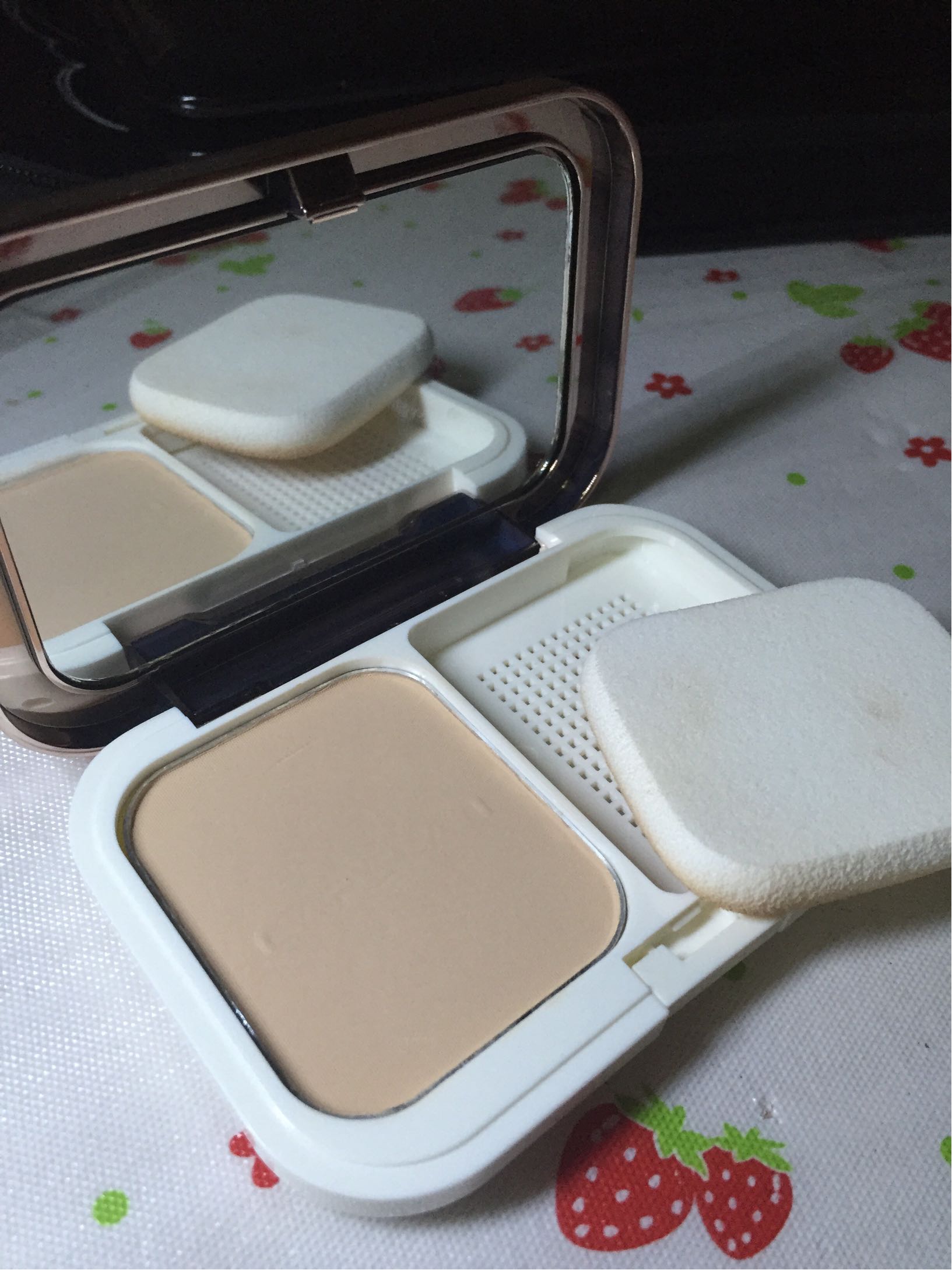 卡姿兰新恒丽透明粉饼9g怎么样，好用吗？真实使用体验,第7张