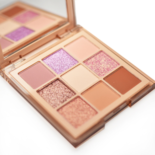 现货 Huda Beauty Nude 九色9色眼影盘九宫格 Light Medium Rich