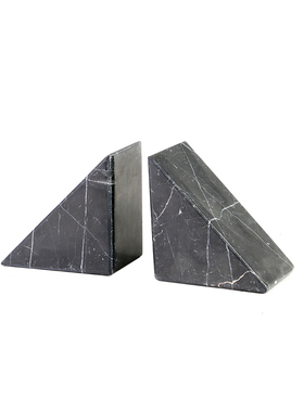 大理石样板间书房黑色软装饰品