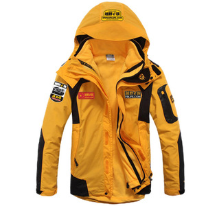 去野服饰 越野e族冲锋衣队服刺绣户外三合一冲锋衣 秋冬特价男装