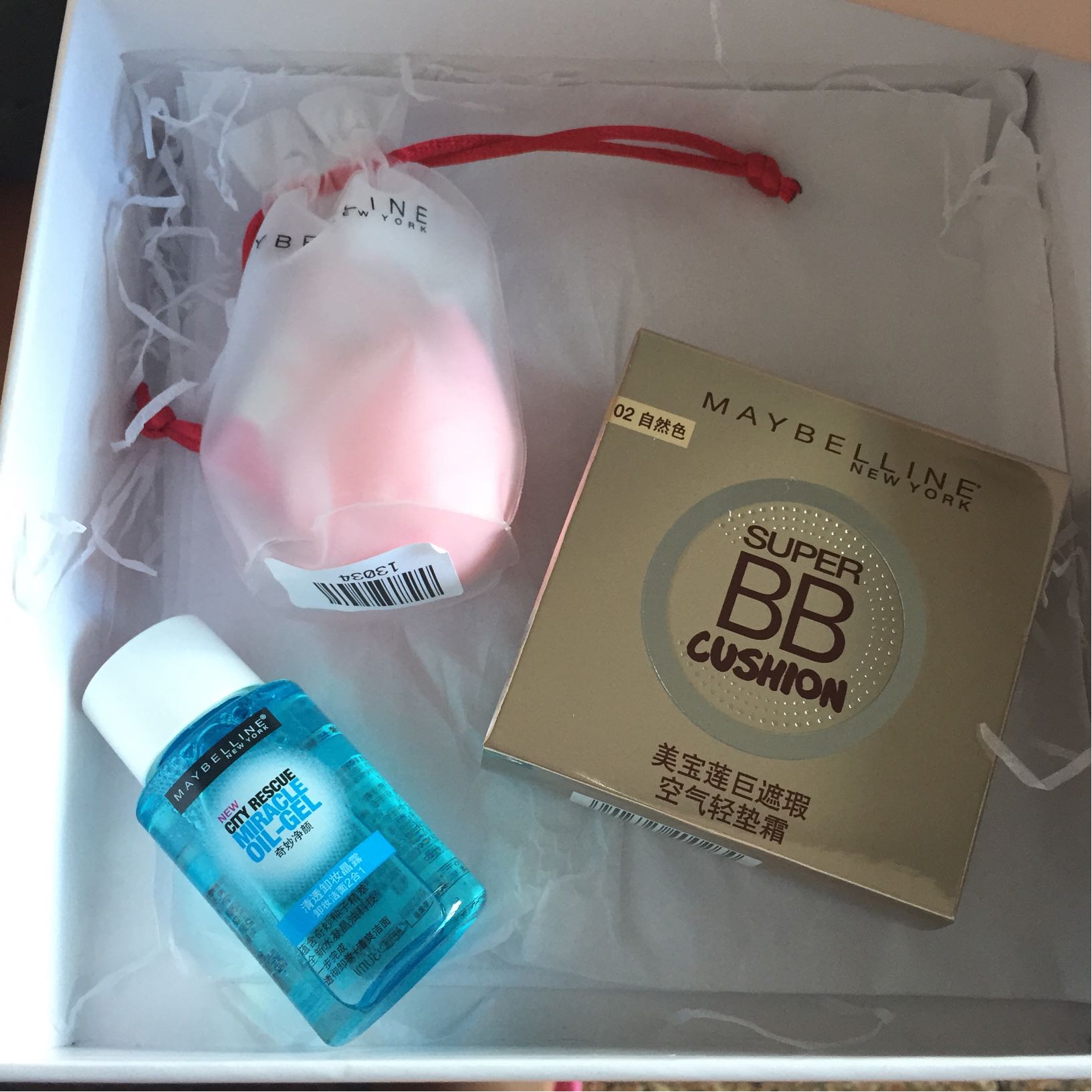 美宝莲巨遮瑕空气轻垫BB霜怎么样是什么级别的，轻奢级产品使用一个月感受,第3张