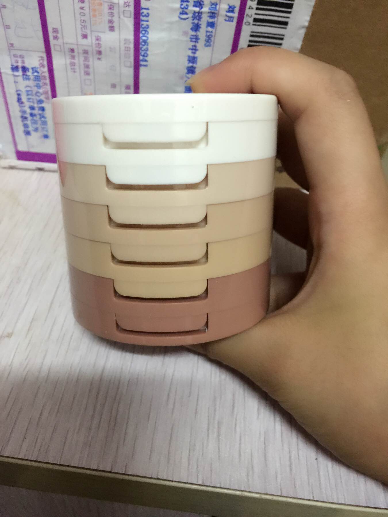 多层多效粉饼 不收藏肯定无法领怎么样是什么档次好用吗，使用半年后真实评价,第4张