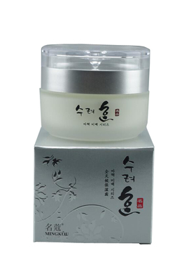 名蔻魔力全天保湿霜50g