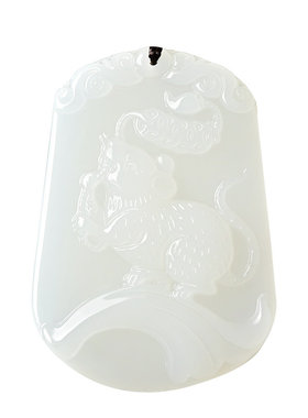 和田玉十二生肖龙蛇马羊猴鸡吊坠