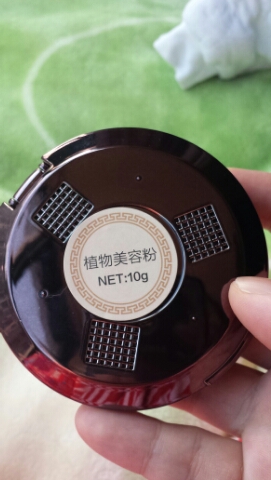 美康粉黛玫瑰粉饼么样到底好不好可以通用吗，两款产品使用评测,第2张