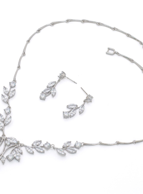 店长推荐锆石叶子形礼服配饰项链