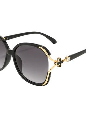 圆脸时尚风街拍偏光太阳镜