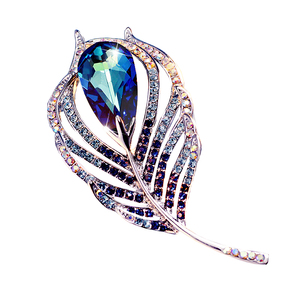 2023水晶胸针女羽毛翅膀OL白领高档西服复古奢华别针电镀真金配饰