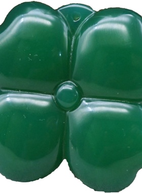 玛瑙挂件绿色幸运草项链吊坠