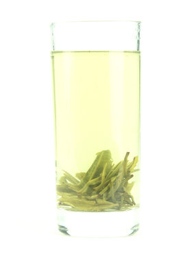 2026年新茶云南绿茶梁河回龙茶特级浓香型散茶一芽一叶500g包邮