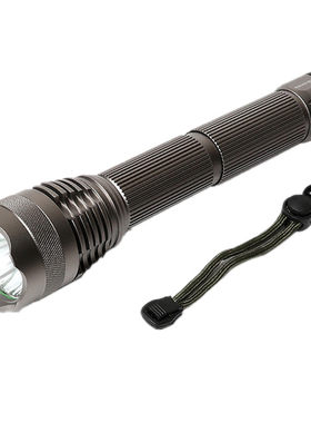 led远射防水26650强光手电筒