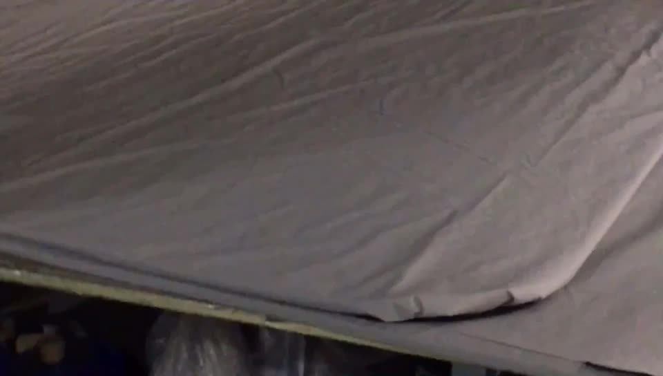 Sanitary Ware Lightweight Black Lam Foldable Roll Up Insulated Locking