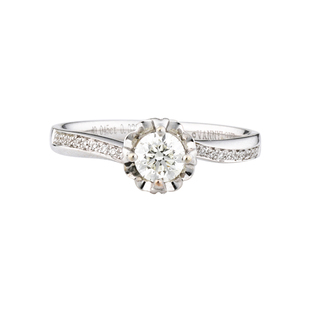 梵尼洛芙 缠绵18K金钻石戒指女真钻专柜正品结婚订婚求婚钻戒