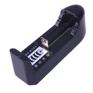 强光手电筒万能充电器18650锂电池座充14500型号16340可充电26650