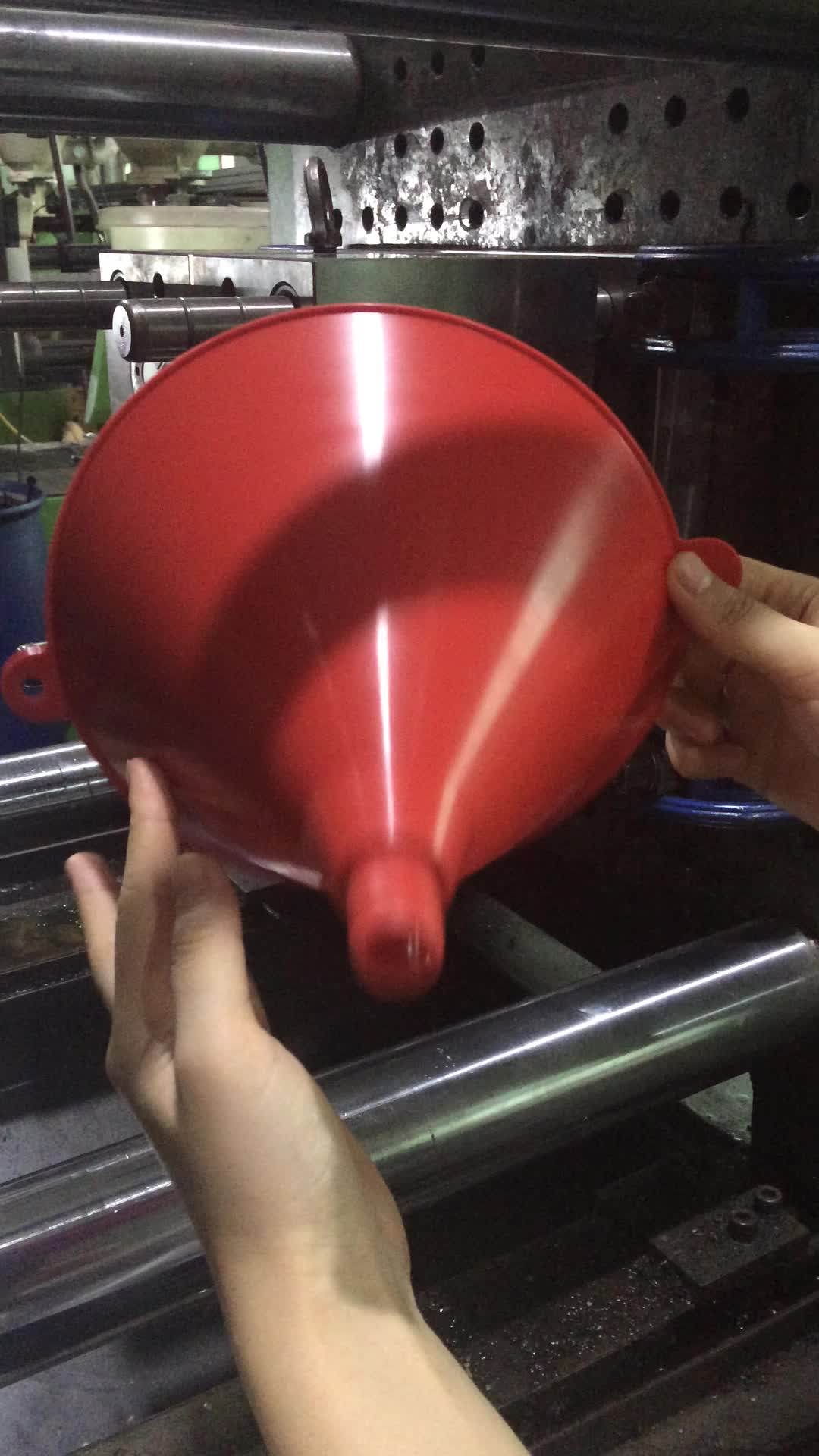 Summer Party Plastic Beer Bongs Funnel With Custom Bonus Name Card,Beer