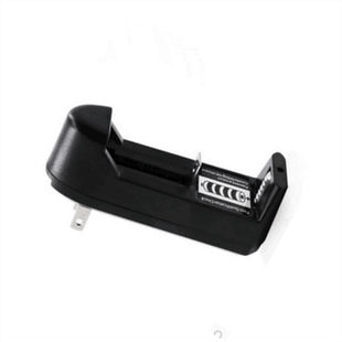 18650锂电池3.7V4.2V座充 14500充电器智能 强光手电筒充电器