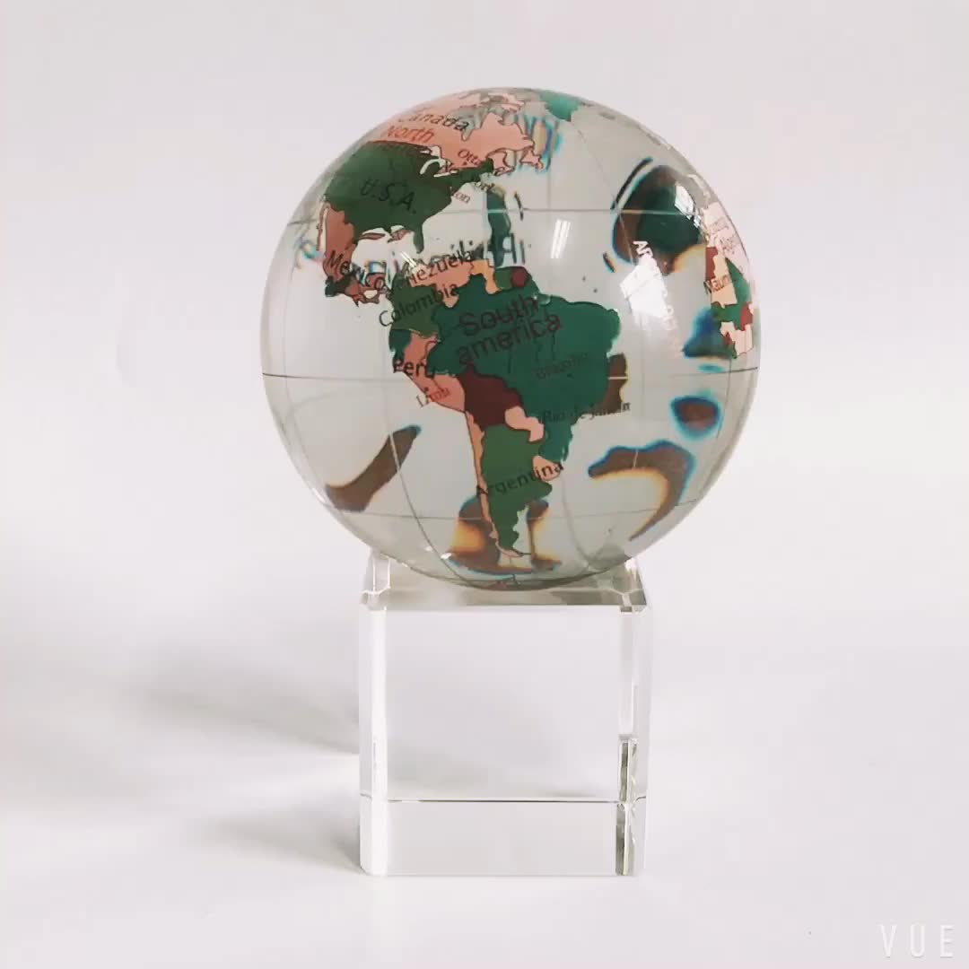 глобус сувенирный на вращающейся подставке. рендер земли. стеклянный глобус сувенир. сувенир планета земля. земля сувенир.