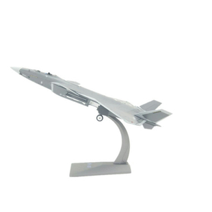 仿真飞机模型歼二十战机J20隐形歼击机模型1/60比例1/48合金带轮