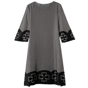 妈妈春装连衣裙2025新款高级感大码女装气质宽松高端褶皱长款裙子