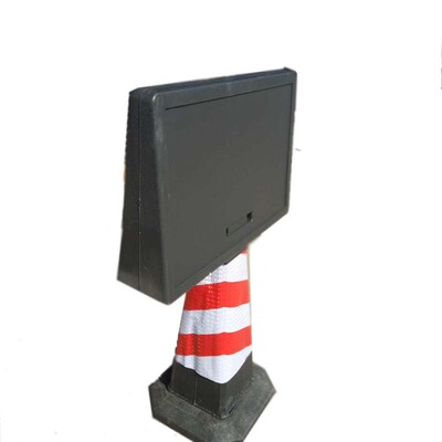 雪糕桶禁止停车请勿泊车告示牌