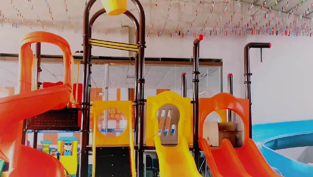 2017 New Design Hard Plastic Children Water Slides For Home Use