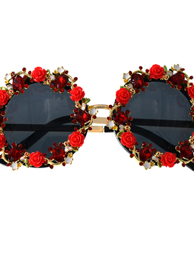 明星款网红大金显瘦圆脸雕花墨镜