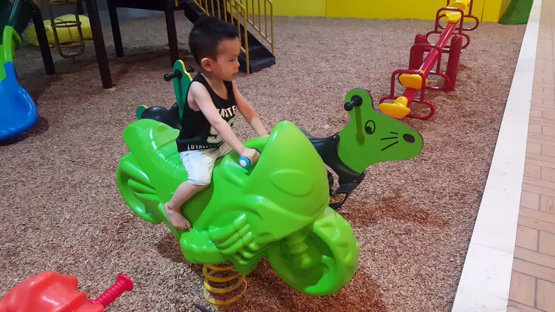 Custom Design Kindergarten Toy Green Bird Kids Spring Rider - Buy Kids ...