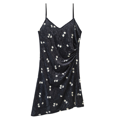 优密儿孕妇装小雏菊吊带裙