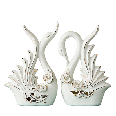 情侣天鹅陶瓷时尚风新房结婚礼物