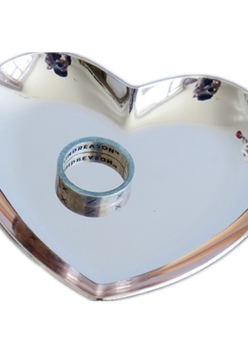 北欧风格爱心金色不锈钢戒指托盘