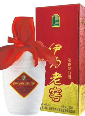 新疆伊力特小46度250ml半斤白酒