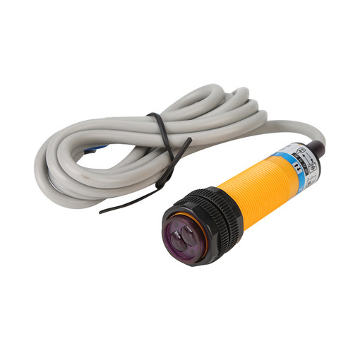 沪工漫反射光电开关30CM可调E3F-DS30C4 B2 P1 P2 Y1 Y2 N12  P12